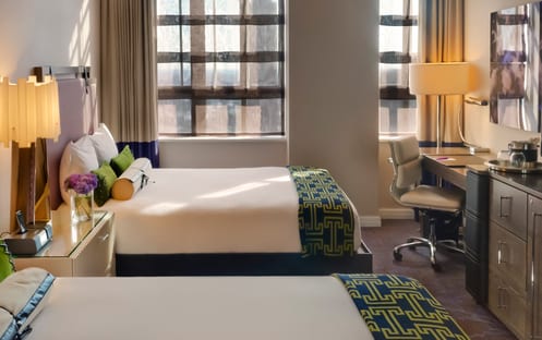 Queen Queen Deluxe Room